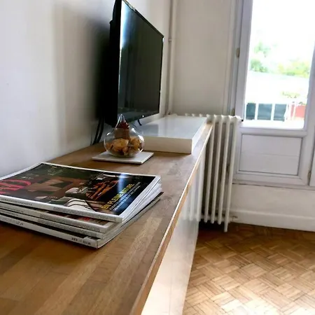 De Designer, Grand Paris Pour 6 Personnes, Metro 14 Apartment Le Kremlin-Bicetre