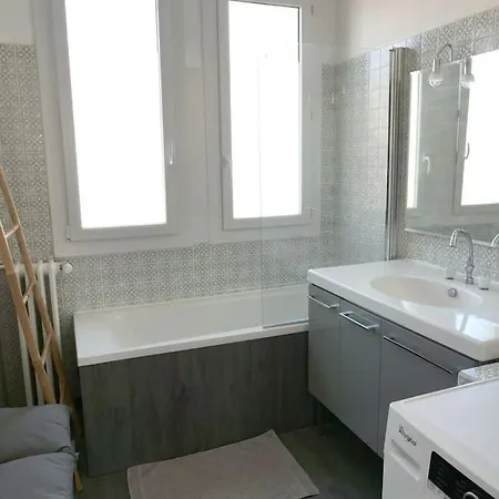 De Designer, Grand Paris Pour 6 Personnes, Metro 14 Apartment Le Kremlin-Bicetre